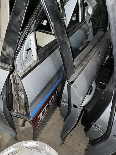 maxxis 315: Дверь Комплект Hyundai, Б/у, Оригинал — 4