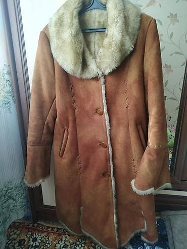 Кофты, свитеры: Продаю очень теплую дублёнку р. 46-50. 1000 сом — 3