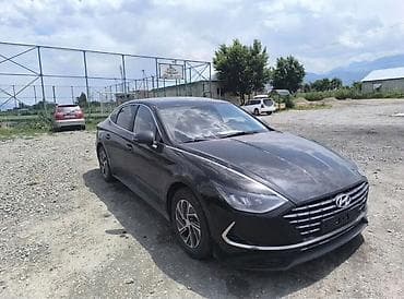 Hyundai Sonata: 2022 г., 2 л, Автомат, Гибрид, Седан — 1