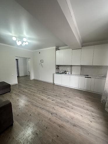 red centr: 3 комнаты, 77 м², Элитка, 3 этаж, Косметический ремонт — 2