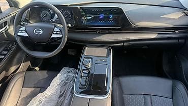 etari 700 max: BYD : 2023 г., 5.5 л, Автомат, Электромобиль, Седан — 3