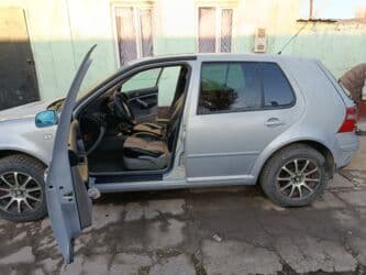 продажа подержанных автомобилей: Volkswagen Golf V: 2000 г., 2 л, Механика, Бензин, Хэтчбэк — 6