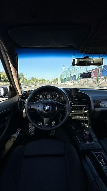 e6 3: BMW 3 series: 1992 г., 2.5 л, Механика, Бензин, Седан — 9