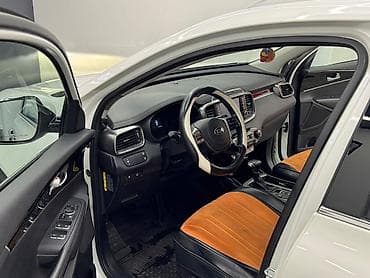 Транспорт: Kia Sorento: 2018 г., 2 л, Автомат, Дизель, Кроссовер — 9