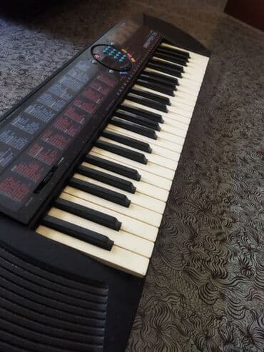 купить цифровое пианино бу: Продаю цифровое пианино Yamaha в хорошем состоянии. Торг уместен — 3