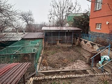 октябрьская: Продаю дом - 120 кв/м, 3 этажа и большой подвал. Находится в дачном — 4