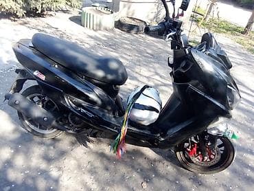 глушитил: Скутер/мопед городского типа, двигатель 4‑тактный (по классу 50–125 — 1