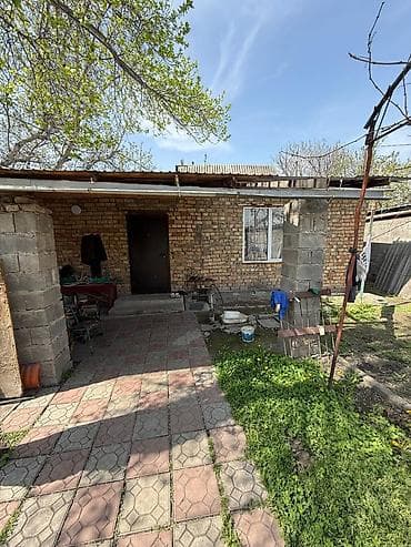 продаю дом рынок таатан: 4 соток, Для бизнеса — 2