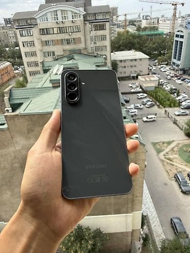 самсук телефон: Samsung Galaxy A56 5G, Б/у, 256 ГБ, цвет - Серый, 2 SIM — 1