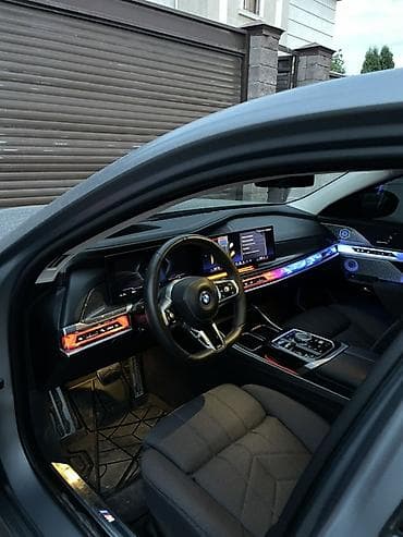 e2 byd: BMW 7 series: 2023 г., Автомат, Электромобиль, Седан — 4