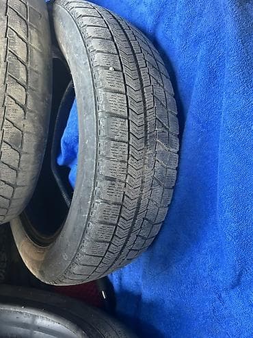 шины 175 65: Комплект автомобильных шин разного типа и рисунка протектора. Состав — 3