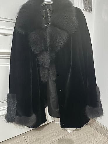 шубы короткие: Покупала за 105000 тысячи сом отдам 30000 Шуба из натурального меха — 2