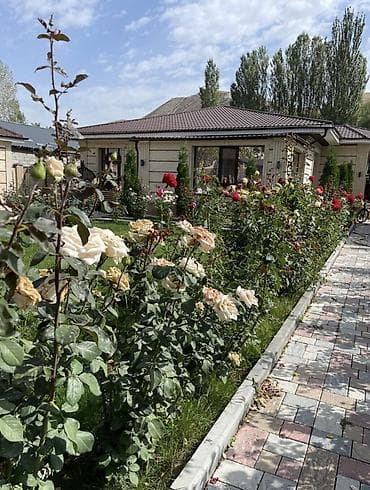 продаю дачу в беш кунгее: 300 м², 7 комнат, Утепленный, Бассейн, Бронированные двери — 2