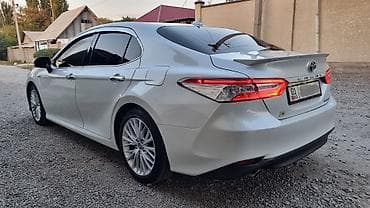 Продажа авто: Toyota Camry: 2017 г., 2.5 л, Вариатор, Бензин, Седан — 4