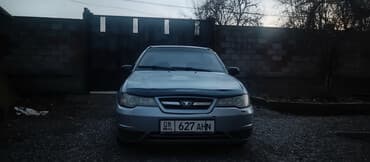 Daewoo Nexia: 2010 г., 1.6 л, Механика, Бензин, Седан