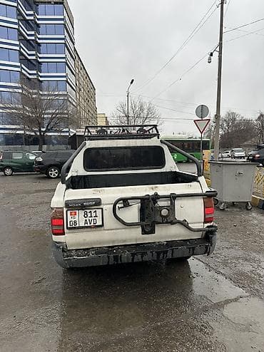 коробка москвич: Toyota Hilux Surf: 1992 г., Пикап — 7