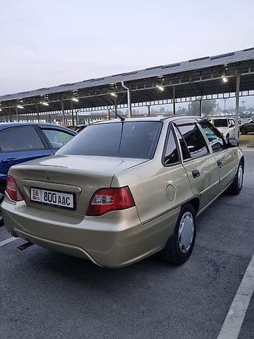Daewoo Nexia: 2010 г., 1.5 л, Механика, Бензин, Седан