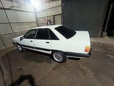 аиди с4: Audi 100: 1988 г., 2.3 л, Механика, Бензин, Седан — 2