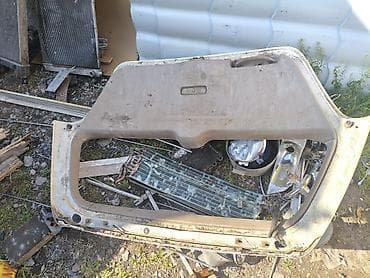 step wgn: Крышка багажника Honda, Оригинал — 2