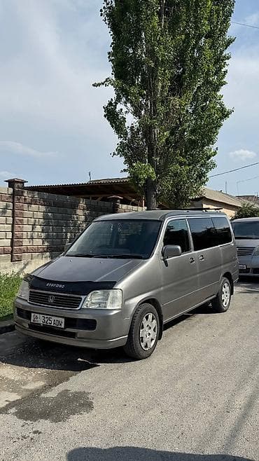 сиденья передние: Honda Stepwgn: 2000 г., 2 л, Автомат, Бензин, Минивэн — 1