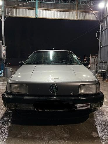 Volkswagen Passat: 1990 г., 1.8 л, Бензин, Универсал