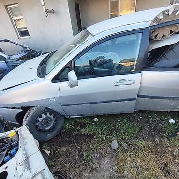 зузуки лиана: Suzuki Liana, серебристый хэтчбек/седан (KG номера 06 • 136 APV) — 5