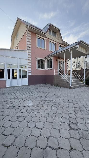 250 м², 7 комнат, Бронированные двери, Забор, огорожен