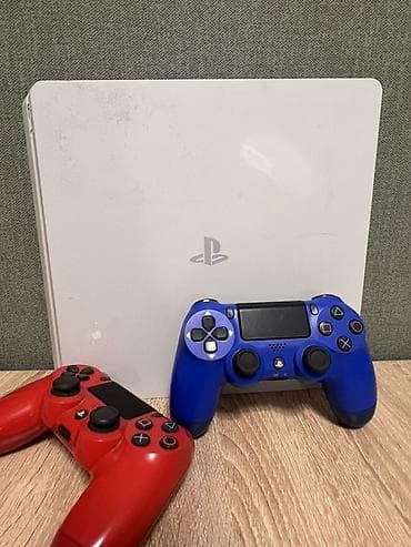 xbox one: Ps 4 slim в белом корпусе, не прошитая Имеет два джойстика один — 1