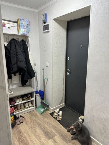 ищу квартиру дордой рынок: Сатам Офистик 56 кв. м, Ремонту бар, Эмерексиз, Көп кабаттуу имарат, 1 кабат — 8