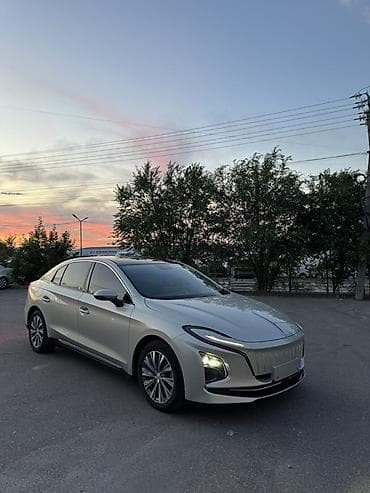 2022: Brilliance : 2022 г., Автомат, Гибрид, Седан — 7