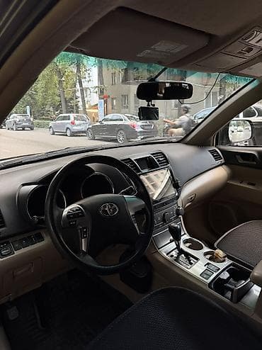 малинкий машина: Toyota Highlander: 2010 г., 3.5 л, Автомат, Гибрид, Внедорожник — 6