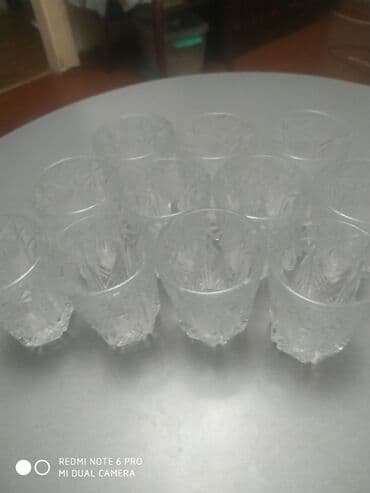 сколько стоят шарики с цифрами: Рюмки, 11 штук. Хрустальные — 3