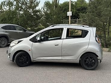 spark shevralet: Chevrolet Spark: 2012 г., 1.2 л, Механика, Бензин, Хэтчбэк — 3