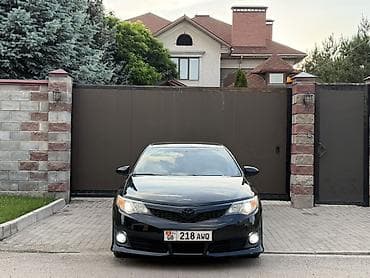 Toyota Camry: 2012 г., 2.5 л, Автомат, Бензин, Седан — 1