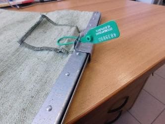 ящик для документов: Инкассаторские сумки — обязательный элемент экипировки должностных — 2