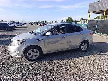 aion gac: Kia Rio: 2013 г., 1.6 л, Механика, Бензин, Седан — 3