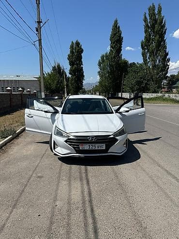 Hyundai Avante: 2019 г., 1.6 л, Автомат, Бензин, Седан
