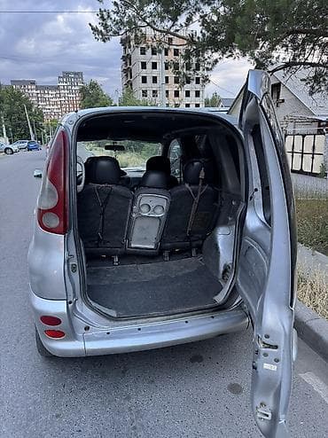 mini coper: Toyota Yaris: 2000 г., 1.3 л, Механика, Бензин — 6
