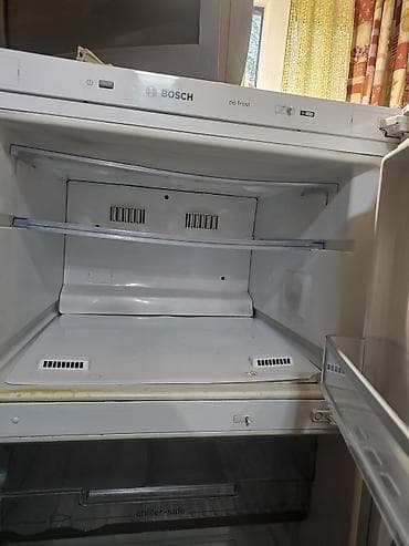 bud e2: Холодильник Bosch, Б/у, Двухкамерный, No frost, 180 * — 5