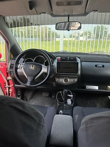 машына жаз: Honda Jazz: 2008 г., 1.4 л, Вариатор, Бензин, Хэтчбэк — 9