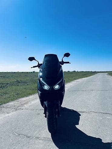 Макси-скутер 150 куб. см, Бензин, Б/у