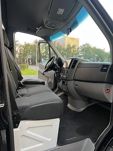 2 jz: Mercedes-Benz Спринтер: 2009 г., 2.2 л, Автомат, Дизель, Фургон — 9