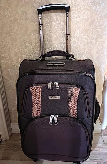 дорожные сумки на колёсах бишкек: Чемодан, Б/у, Материал: Пластик, Большой (более 70 л), На колесах — 3