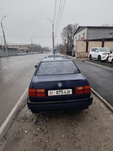 купить фольксваген поло в бишкеке: Volkswagen Vento: 1993 г., 1.8 л, Механика, Бензиновая, Седан — 3