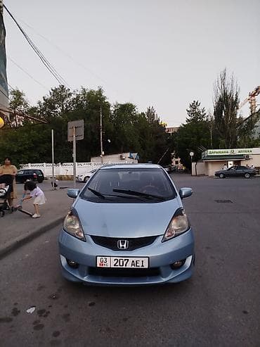 Honda Fit: 2008 г., Автомат, Бензин, Хэтчбэк