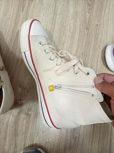 кросовки на роликах: Мужские кроссовки, 40.5, Б/у, цвет - Бежевый — 1