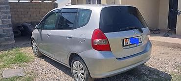 Продажа авто: Honda Fit: 2001 г., 1.3 л, Автомат, Бензин, Хэтчбэк — 6