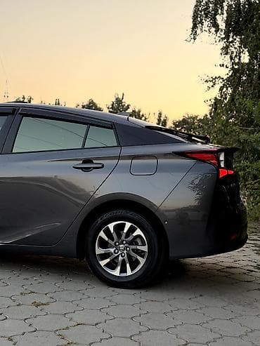 тойота вохси: Toyota Prius: 2019 г., 1.8 л, Вариатор, Гибрид, Лифтбек — 6