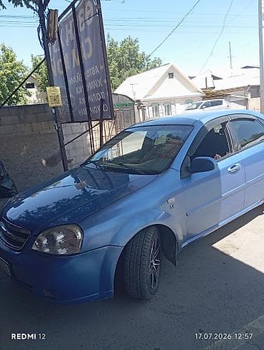 Chevrolet Lacetti: 2005 г., 1.6 л, Автомат, Газ, Седан