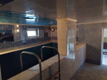 участок под автомойку: Дом, 300 м², 5 комнат, Собственник — 3